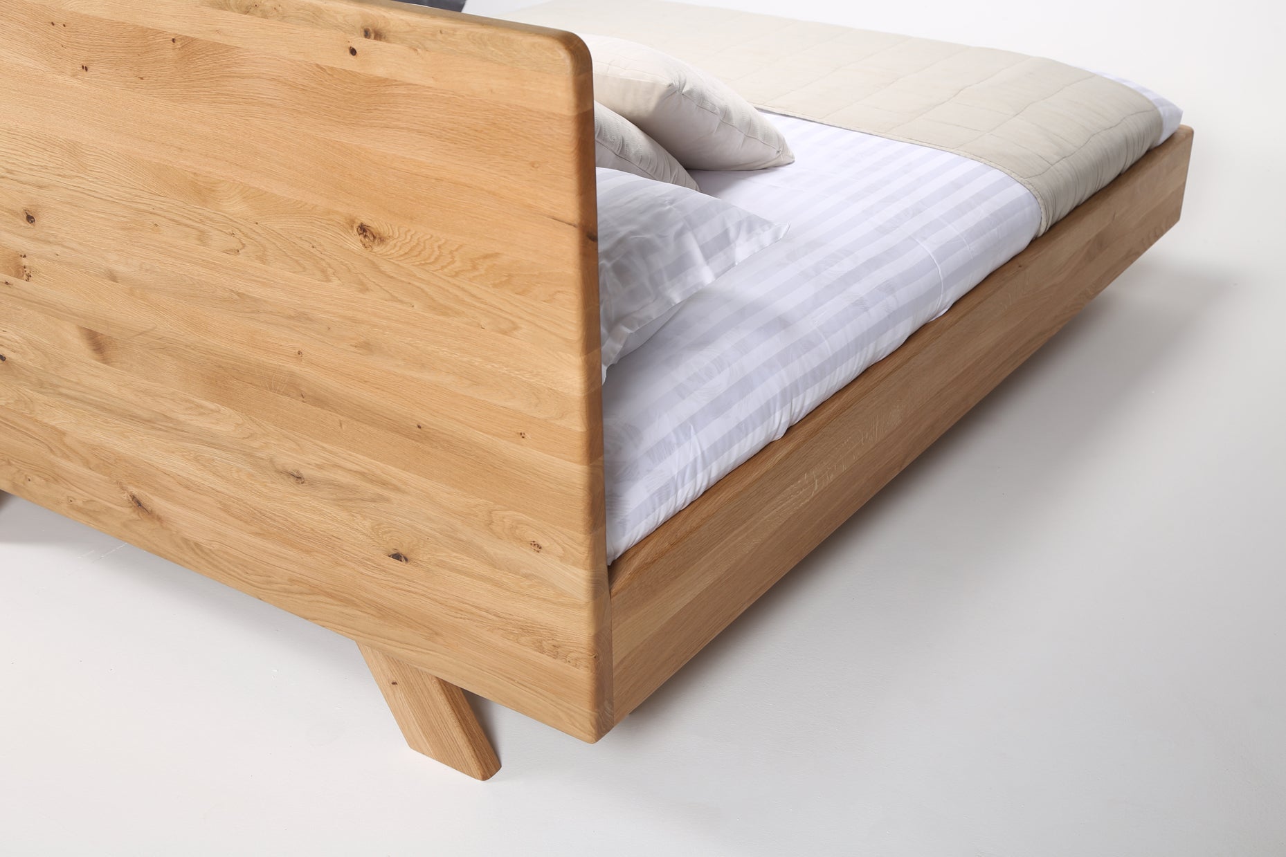 arctic-holz-massivholm-bel-moku-luca-bed-1690x2090x1005-dark-oak-bett image 5