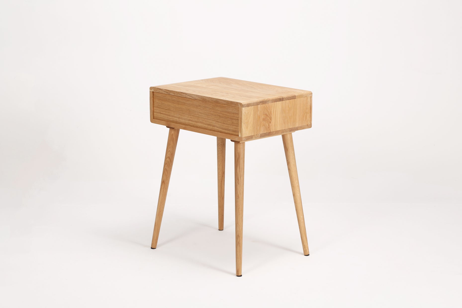 arctic-holz-primera-primo-dia-beistelltisch-eiche-massiv image 3